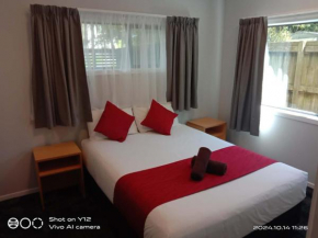 Lorne Apartments